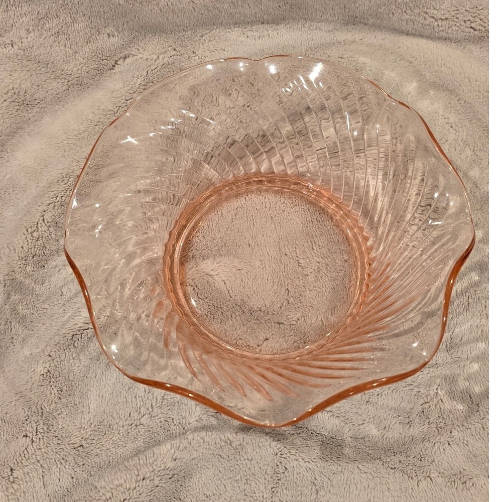 Vintage Imperial Pink Depression Twisted Optic Ruffled Bowl